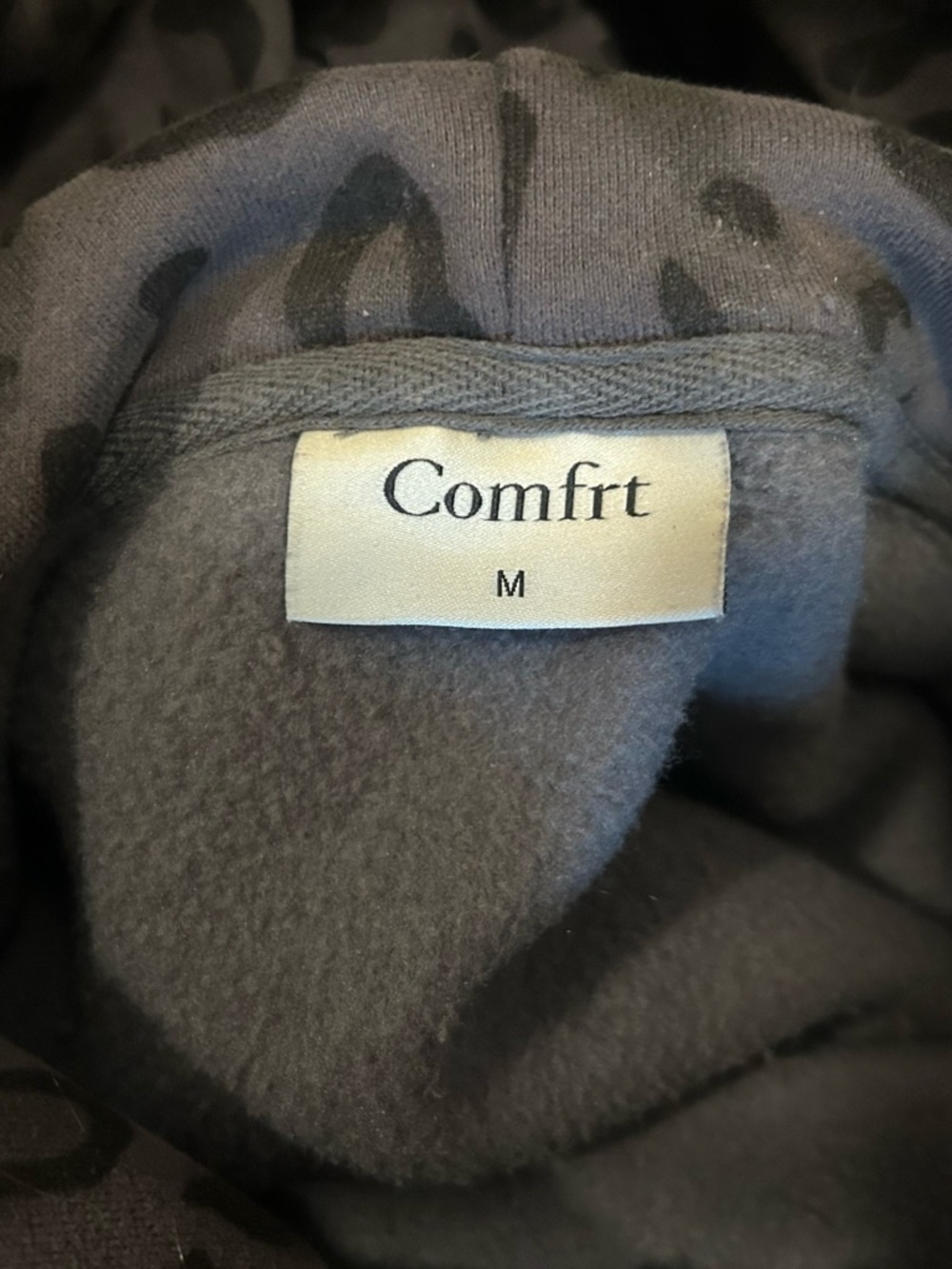 Comf.rt Women's Gray Hoodie Sweatshirt - Medium